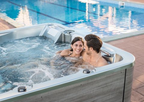 whirlpool-001.jpg